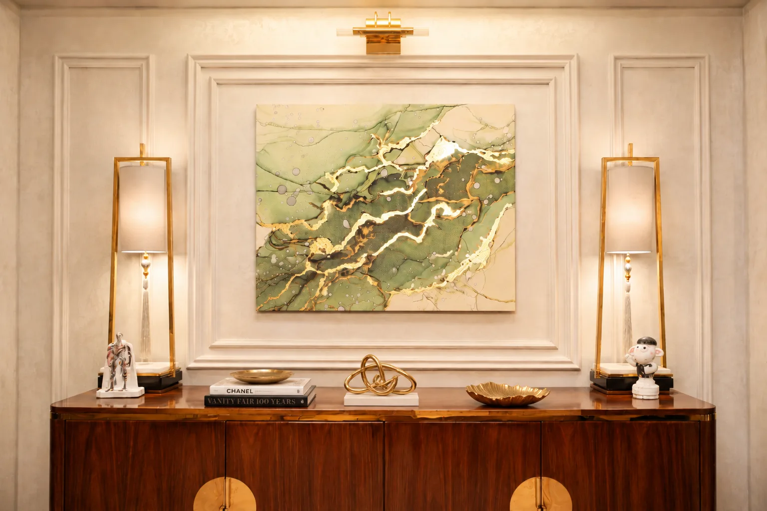 Classic console with green artwork in the Mohandseen Apartment project in Mohandseen
